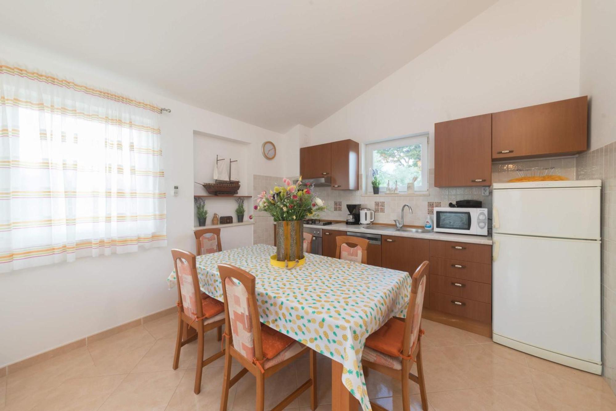Apartmani Lenka Ugljan Extérieur photo